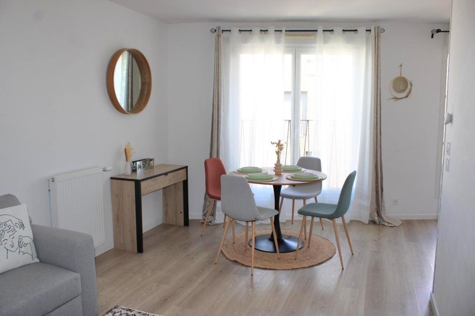 Appartement Elegant Et Lumineux Роменвиль Экстерьер фото