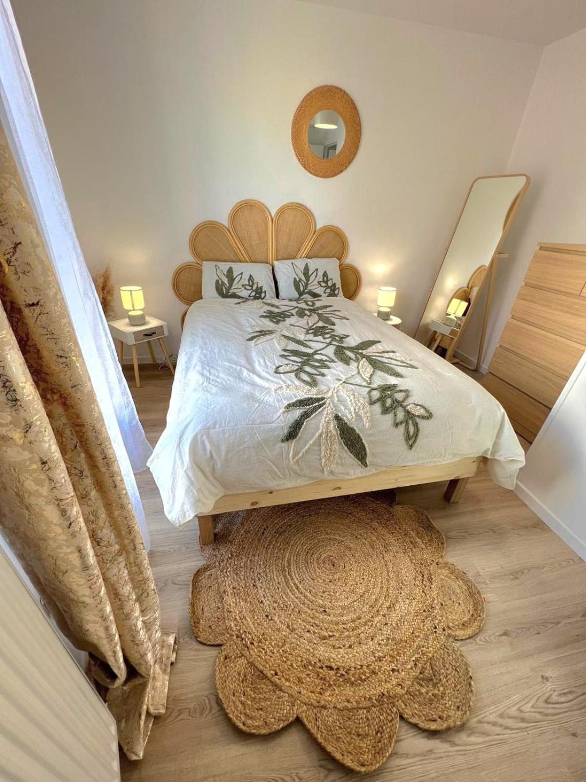 Appartement Elegant Et Lumineux Роменвиль Экстерьер фото